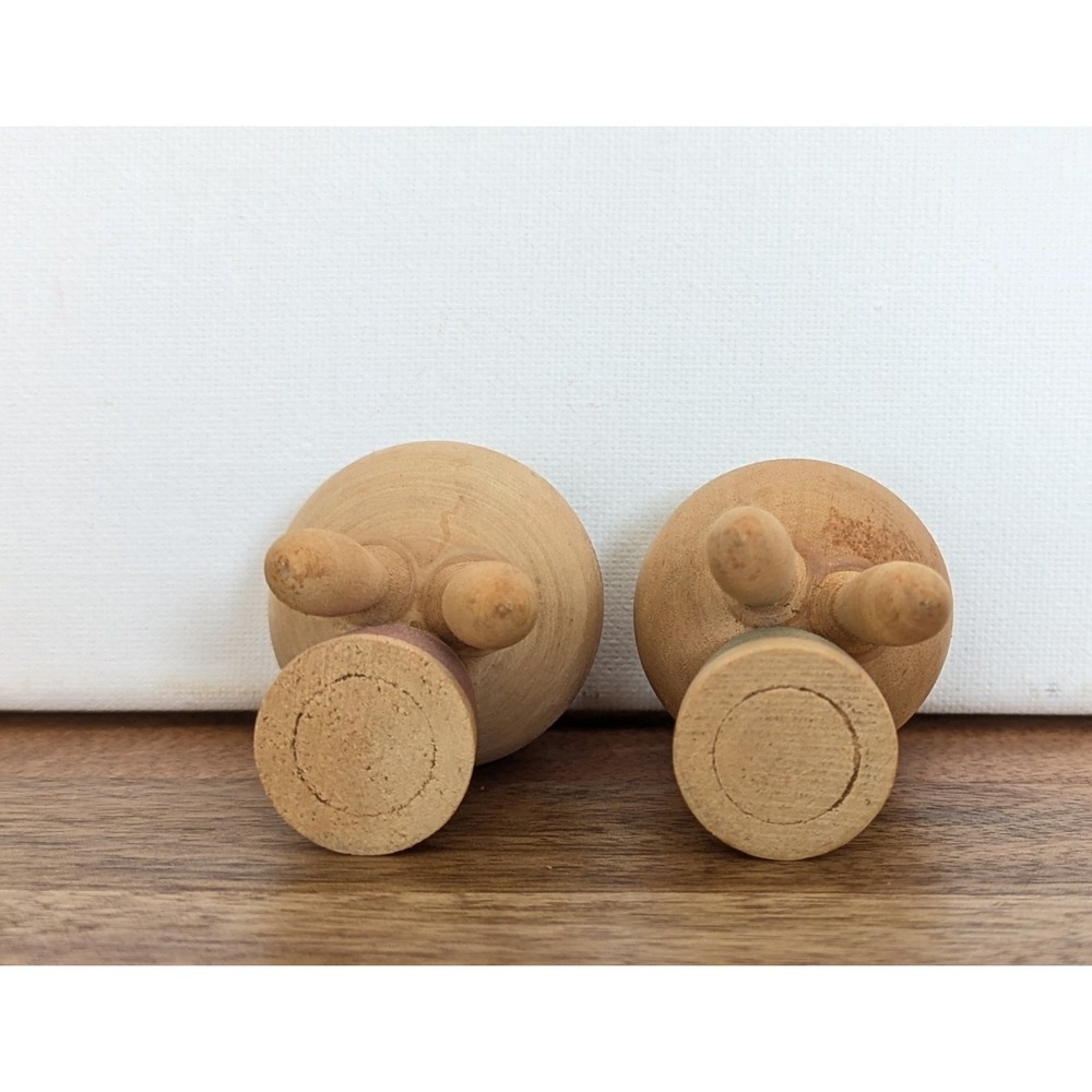 Pair Vintage Japanese Kokeshi Dolls Signed Hand Painted Wood Cute 2.5"Boy Girl - Picture 13 of 13